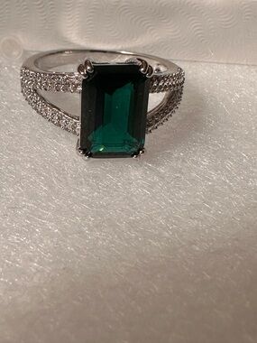 Emerald-Cut Green Stone Ring with Pavé Band